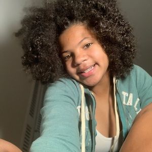 Meet your Posher, Kaylee